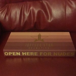 Jeffree Star Open Here For Nudes Vault